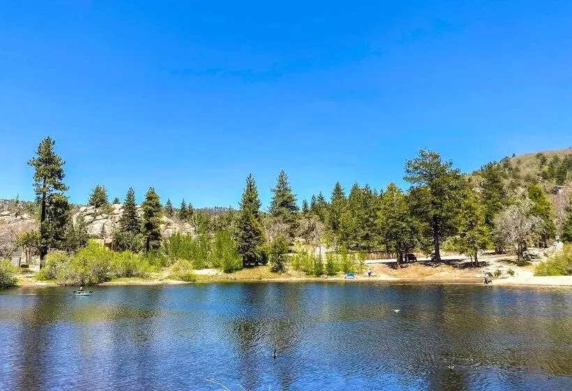 San Bernardino Mtn Retreat W/ Furnished Deck