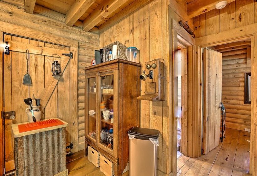 Cabin W/ Catch & Release Pond In Hueytown!