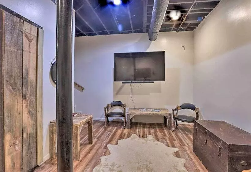 Cabin W/ Catch & Release Pond In Hueytown!