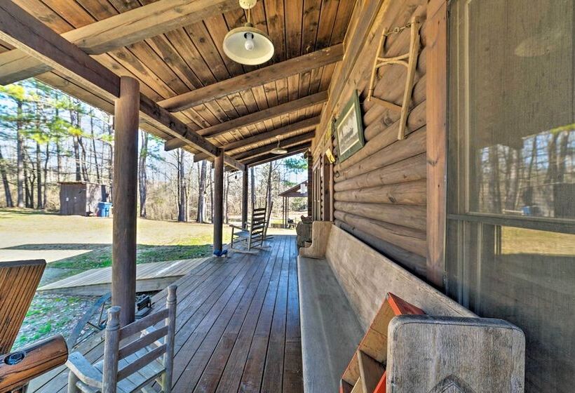 Cabin W/ Catch & Release Pond In Hueytown!