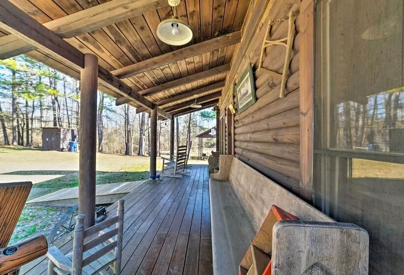 Cabin W/ Catch & Release Pond In Hueytown!