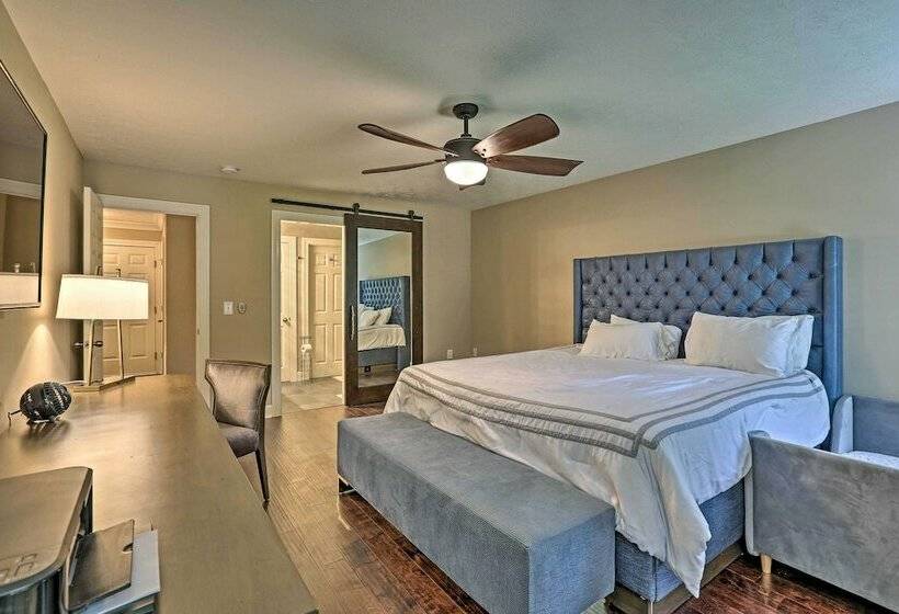 Spacious Family Home W/ Fire Pits, Large Yard