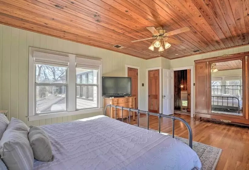 Spacious Lake Placid Retreat W/ Gorgeous Views!