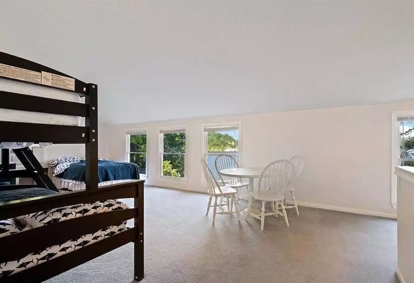 Private Dock: Spacious Lakefront Home In Stover