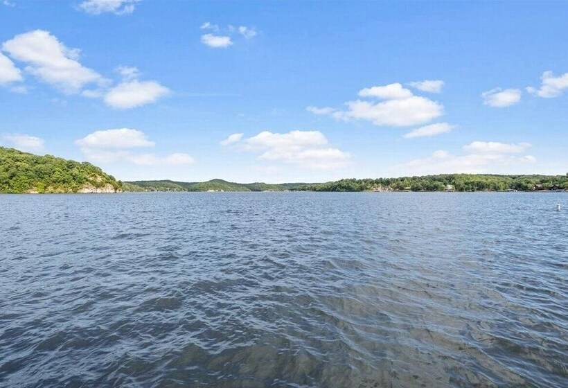 Private Dock: Spacious Lakefront Home In Stover