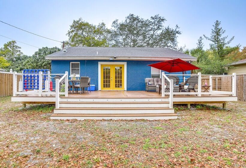St Petersburg Escape W/ Fenced Yard + Games!