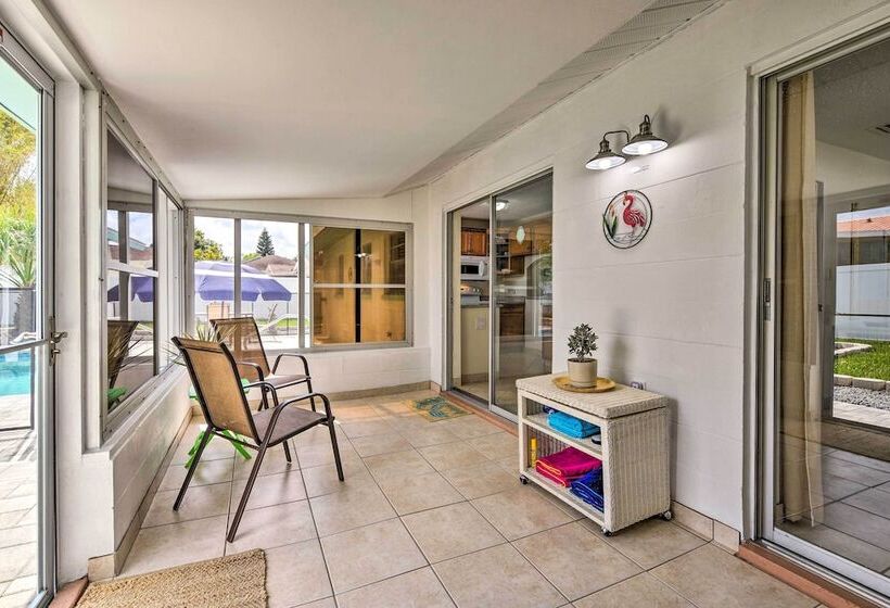 The Flamingo House Apollo Beach Gem W/ Pool