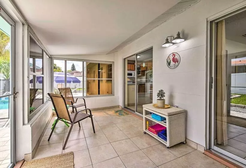 The Flamingo House  Apollo Beach Gem W/ Pool