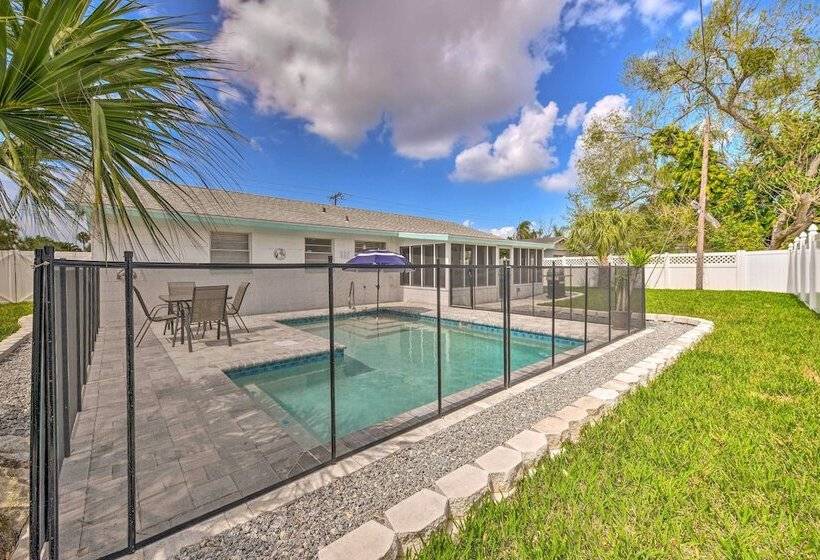 The Flamingo House Apollo Beach Gem W/ Pool