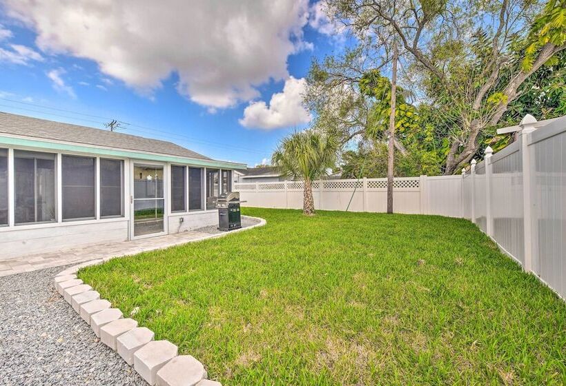 The Flamingo House Apollo Beach Gem W/ Pool
