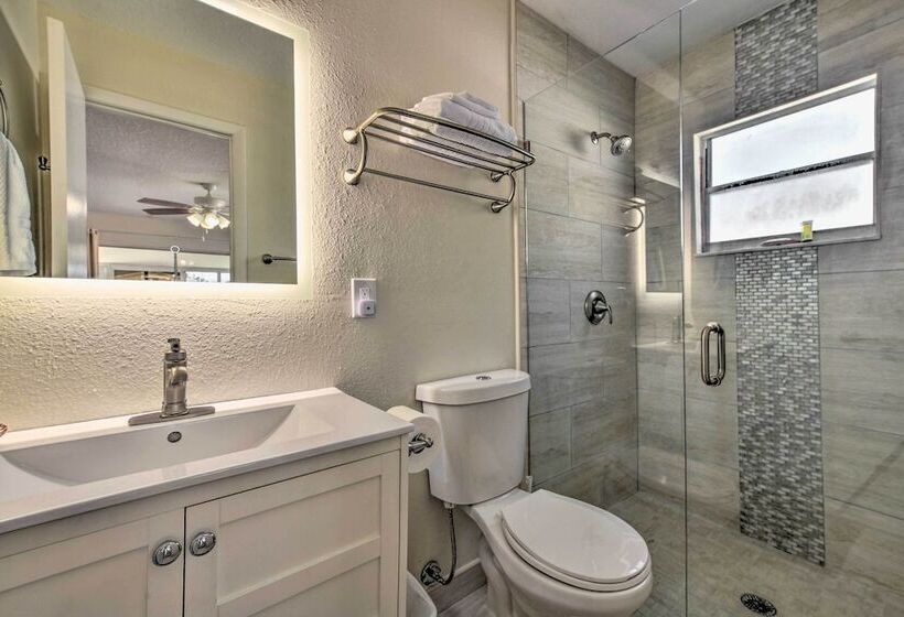 The Flamingo House Apollo Beach Gem W/ Pool