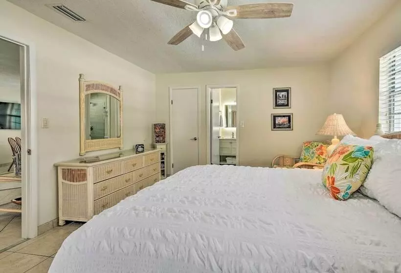 The Flamingo House  Apollo Beach Gem W/ Pool