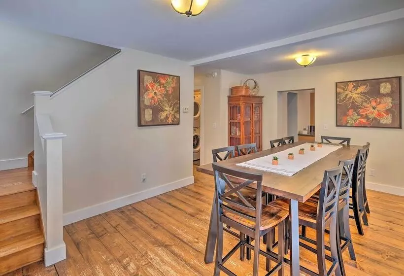 Warrensburg Home ~ 6 Mi To Lake George!