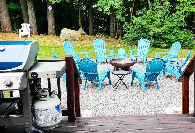 Warrensburg Home ~ 6 Mi To Lake George!