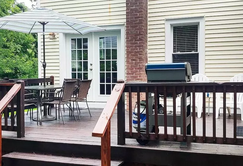 Warrensburg Home ~ 6 Mi To Lake George!