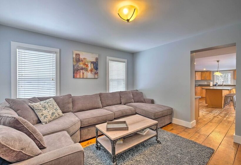 Warrensburg Home ~ 6 Mi To Lake George!