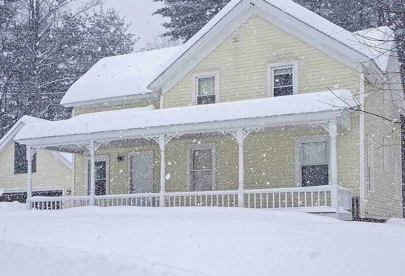 Warrensburg Home ~ 6 Mi To Lake George!