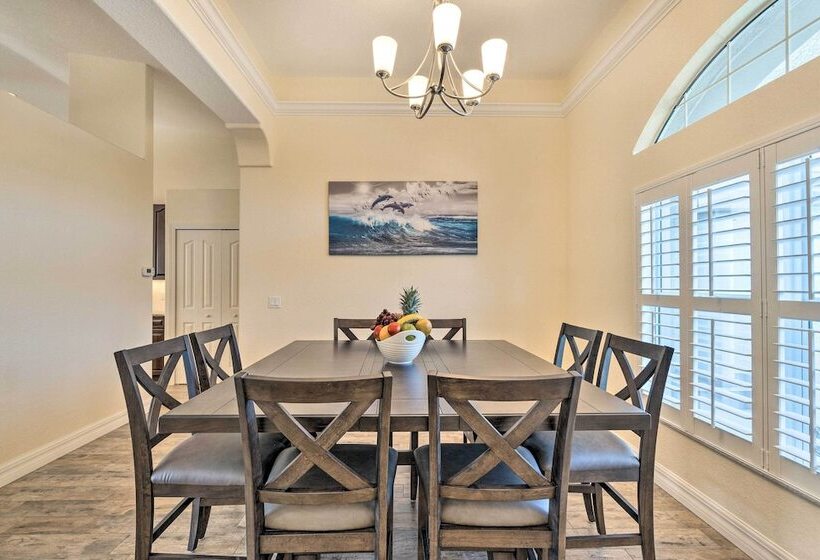 Beautiful Port Charlotte Home, 6 Mi To Beach!