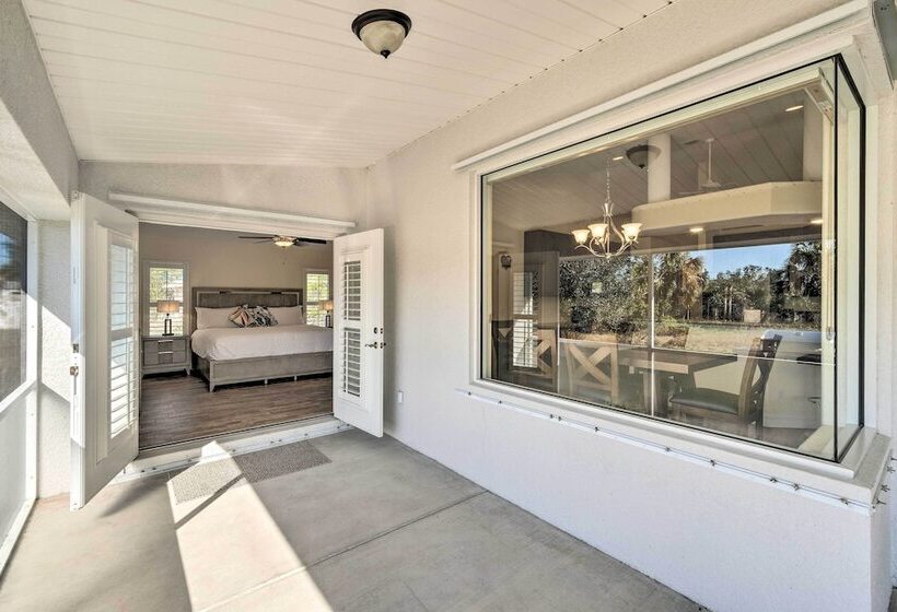 Beautiful Port Charlotte Home, 6 Mi To Beach!