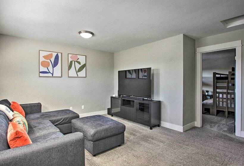 Bend Home W/ Patio + Fire Pits < 3 Mi To Dtwn