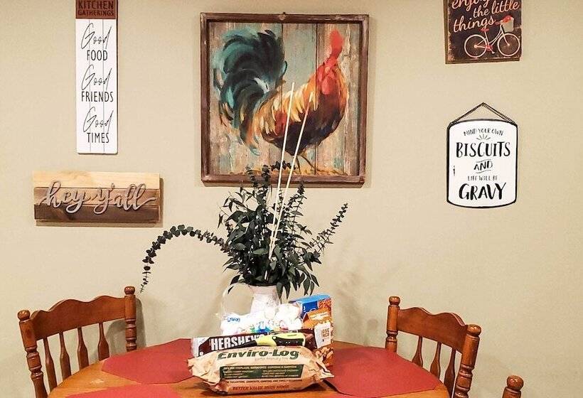 Bonifay Estate With Spring Fed Swimming Hole!