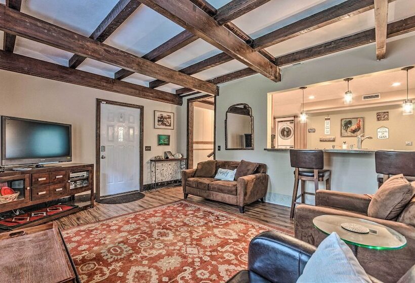 Bonifay Estate With Spring Fed Swimming Hole!