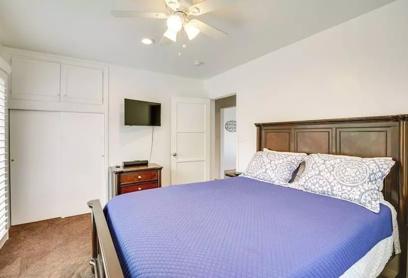 Breeze By The Marina Chula Vista Getaway!