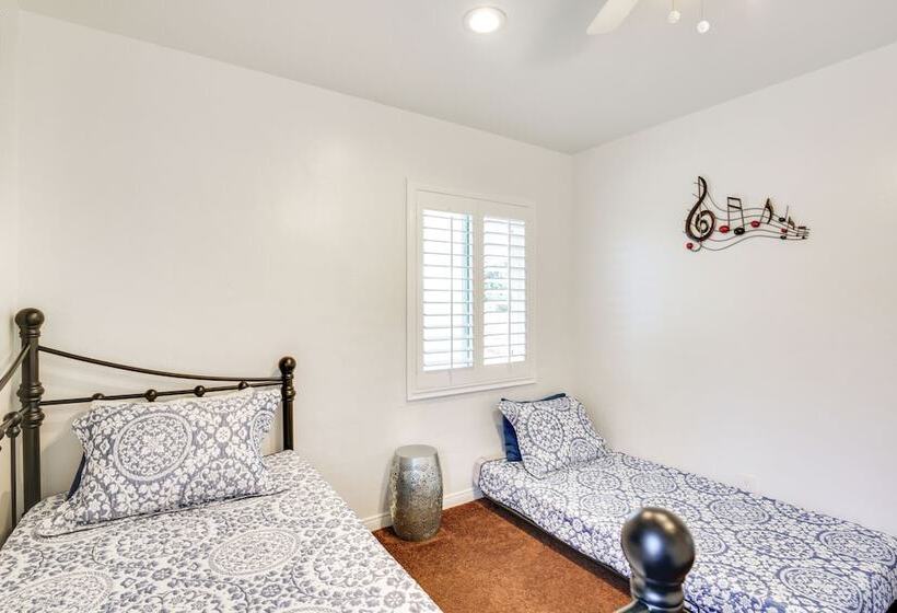 Breeze By The Marina Chula Vista Getaway!