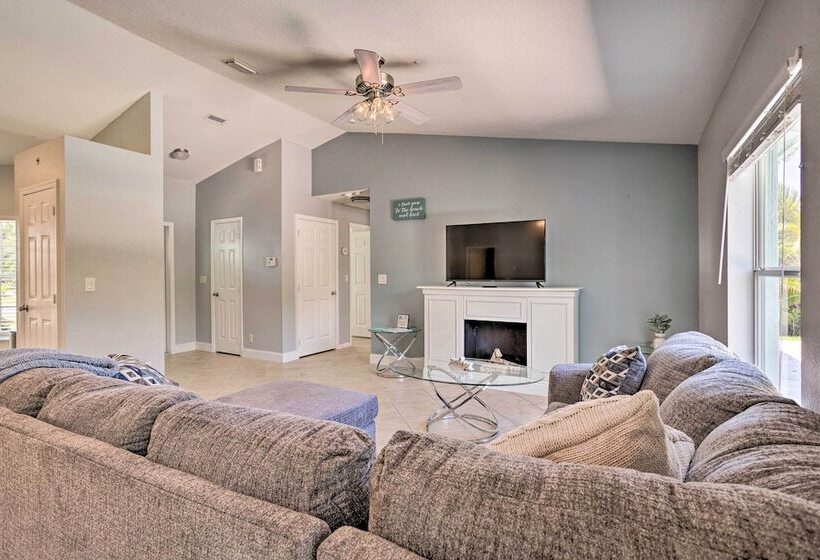 Port St Lucie Home W/ Hot Tub: 5 Mi To Pga Club!