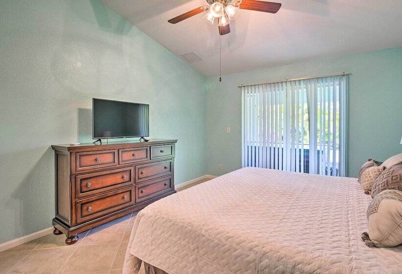 Port St Lucie Home W/ Hot Tub: 5 Mi To Pga Club!