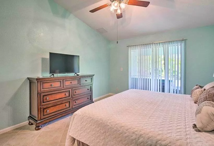 Port St Lucie Home W/ Hot Tub: 5 Mi To Pga Club!
