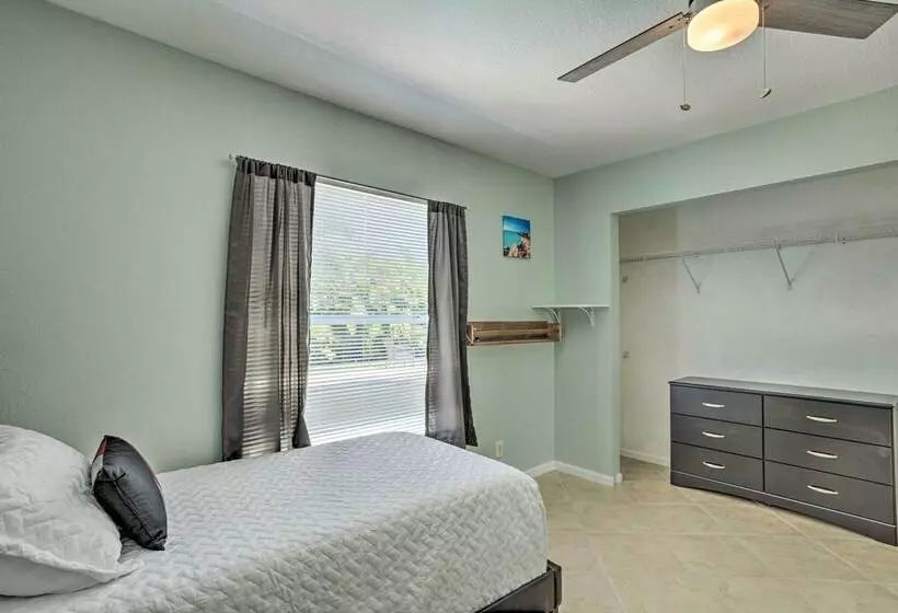 Port St Lucie Home W/ Hot Tub: 5 Mi To Pga Club!