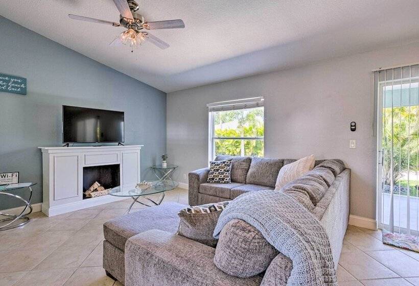 Port St Lucie Home W/ Hot Tub: 5 Mi To Pga Club!