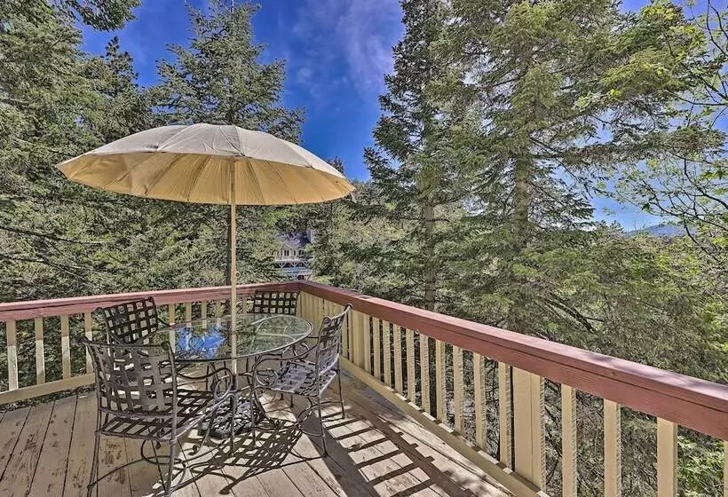 Calming Twin Peaks Family Retreat W/ Views!