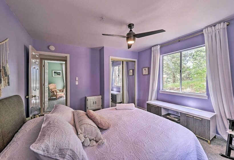 Calming Twin Peaks Family Retreat W/ Views!