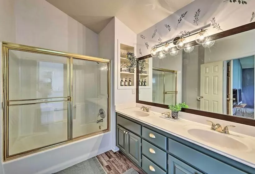 Calming Twin Peaks Family Retreat W/ Views!