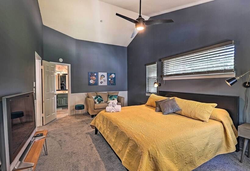 Calming Twin Peaks Family Retreat W/ Views!