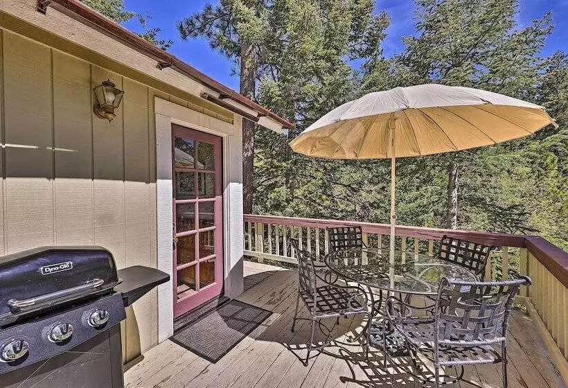 Calming Twin Peaks Family Retreat W/ Views!