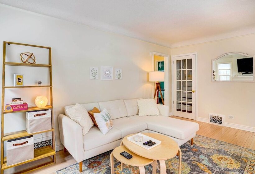 Charming Minneapolis Home < 1 Mi To Lakes!