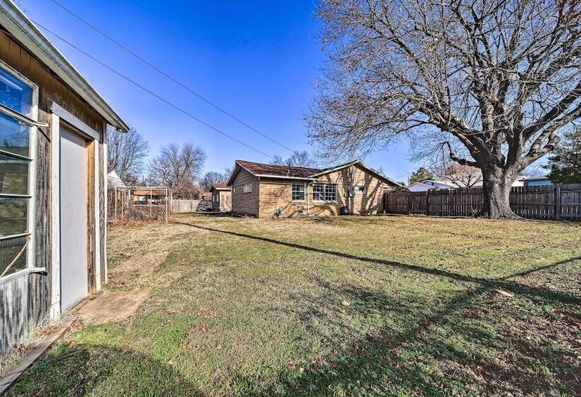 Tulsa Home W/ Yard: 5 Mi To Downtown!