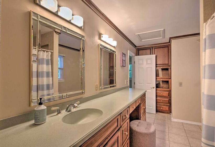 Coastal Edgewater Home W/ Private Hot Tub!