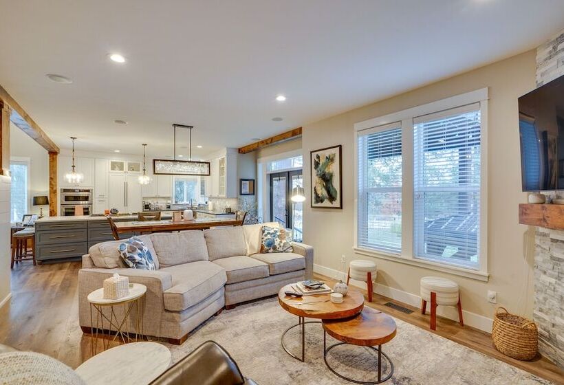 Cozy Bend Home Walk To Old Mill District!