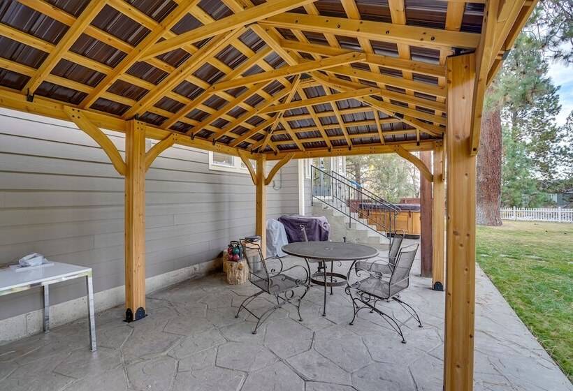 Cozy Bend Home Walk To Old Mill District!