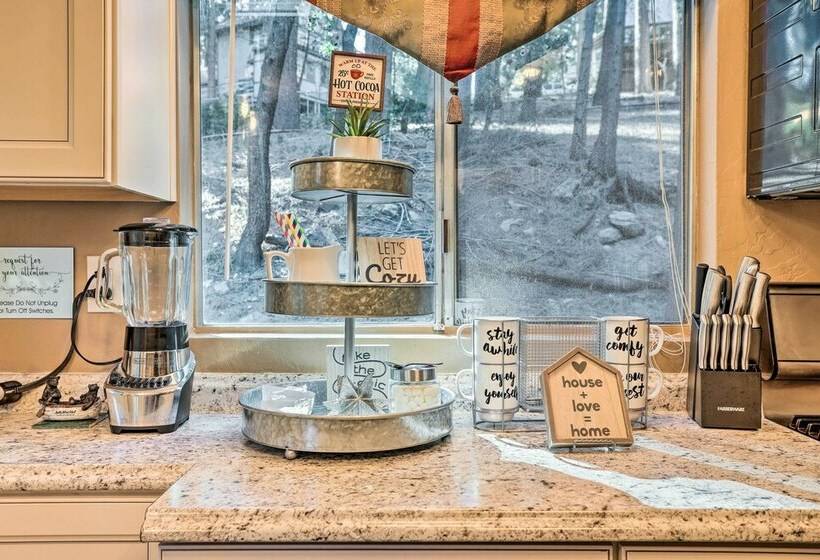 Cozy Crestline Cabin ~ 9 Mi To Lake Arrowhead