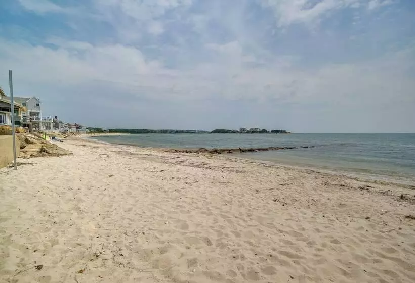 Ping Pong Table, Beach Access: North Falmouth Home