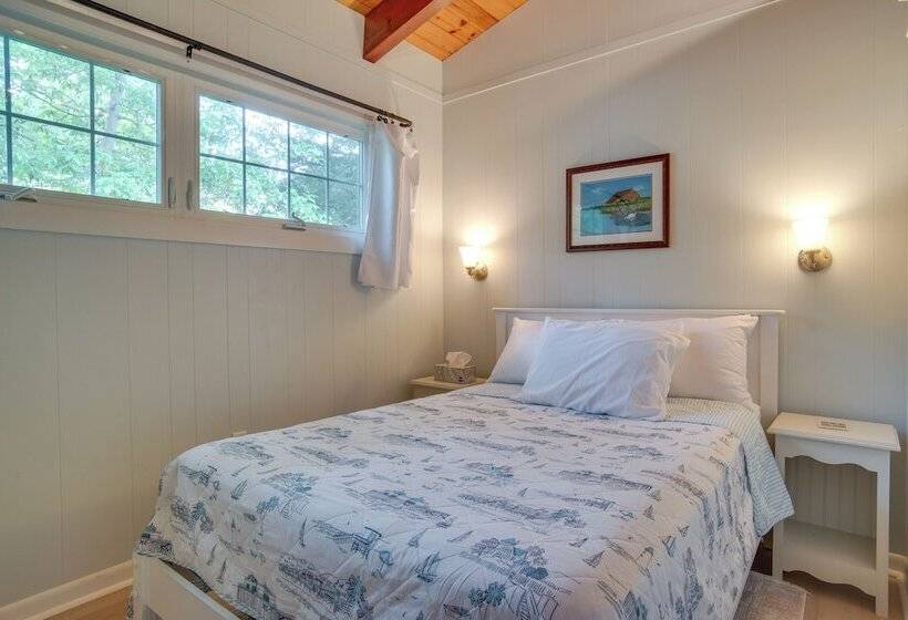 Ping Pong Table, Beach Access: North Falmouth Home