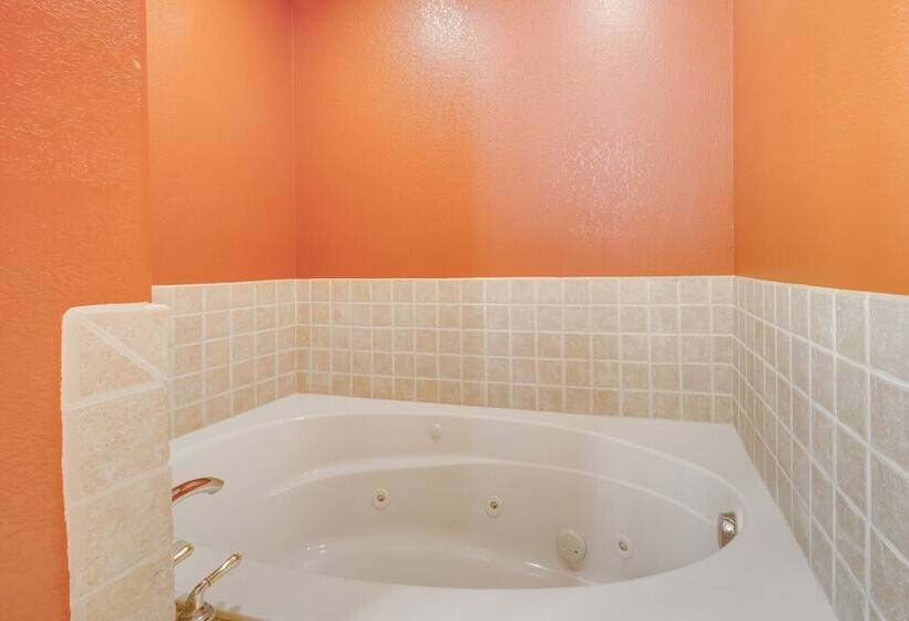 Tahoe Donner Mountain Cabin: Surrounded By Forest!