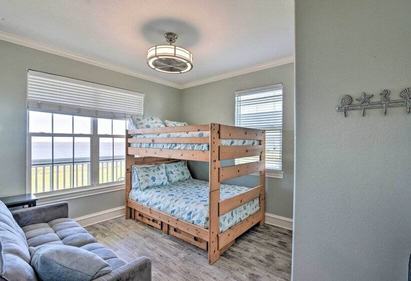 Galveston Resort House   Dazzling Bay Vistas!