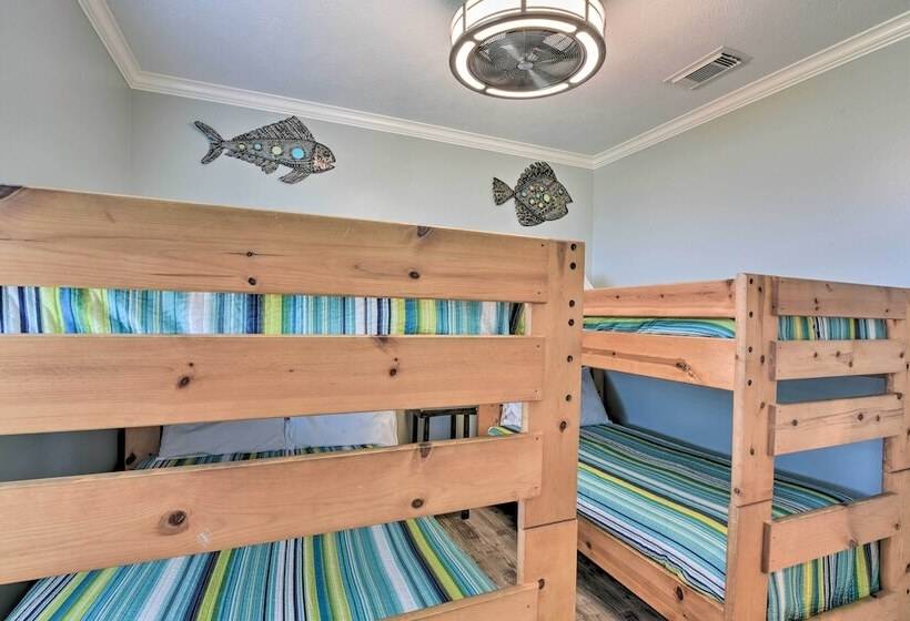 Galveston Resort House   Dazzling Bay Vistas!