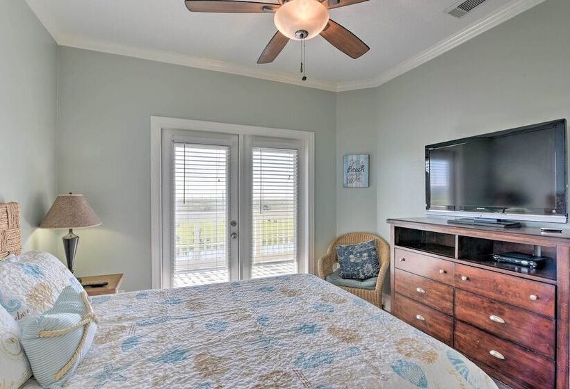 Galveston Resort House   Dazzling Bay Vistas!
